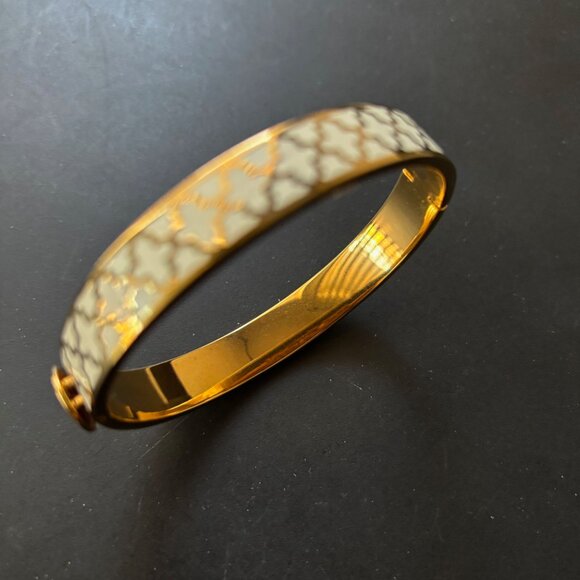 Halcyon Days Agama Cream & Gold Hinged Bangle Bracelet - Gift For Her - Picture 5 of 12